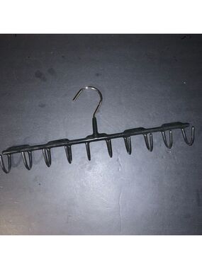 Closet Accessories One Size Black Silver scarf or tie Hanger